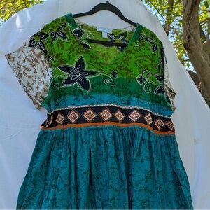 Only Necessities Green and Black Patterned Women’s Dress